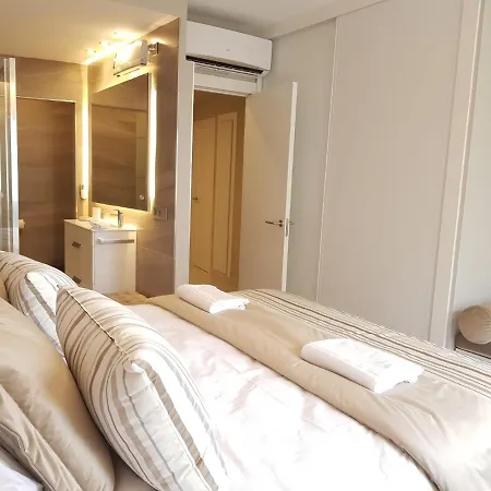 Apartment Fabulous In Front Of Sea & Marina With Incredible Views *